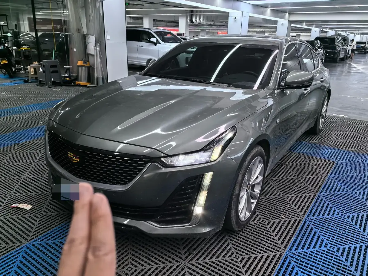 2021 Cadillac CT5 2.0T 237HP L4 10AT