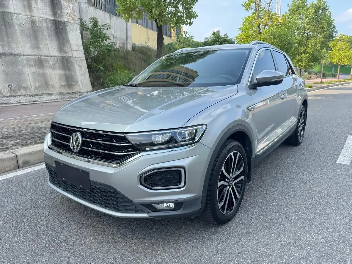 2021 Volkswagen T-Roc 1.4T 150HP L4 7DCT