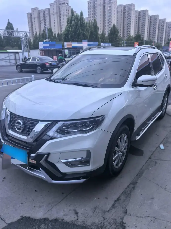 2021 Nissan X-Trail 2.0L 151HP L4 CVT
