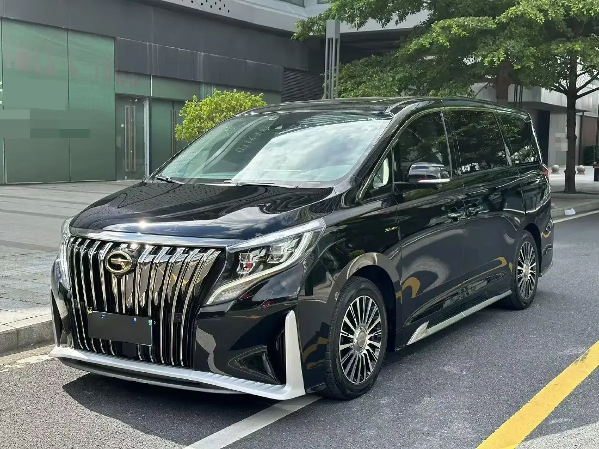 2021 GAC Trumpchi M8 2.0T 252HP L4 8AT