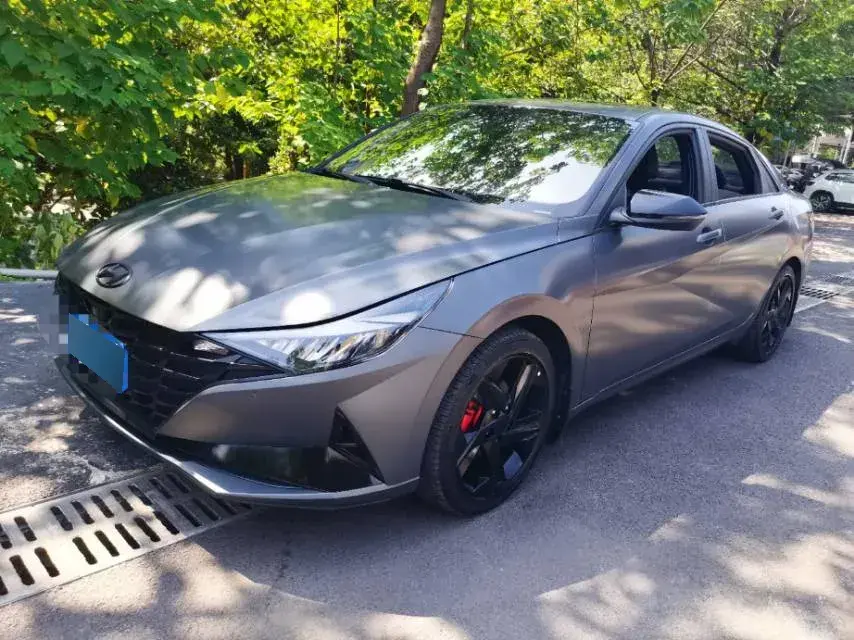 2022 Hyundai Elantra 1.5L 115HP L4 CVT