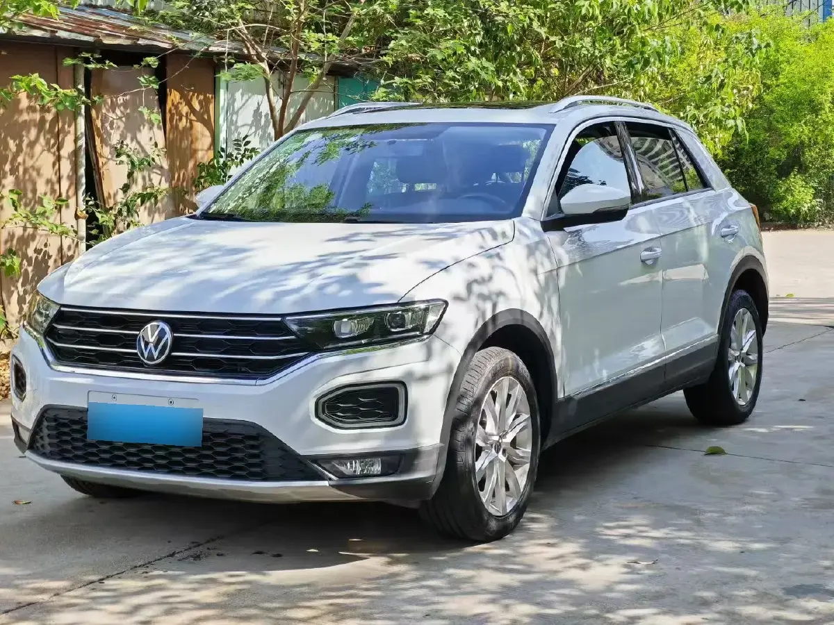 2022 Volkswagen T-Roc 1.4T 150HP L4 7DCT