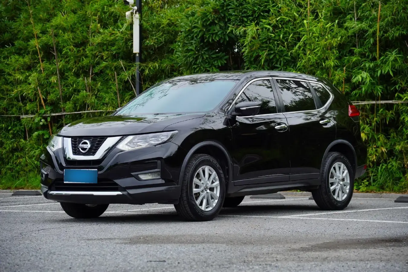 2020 Nissan X-Trail 2.0L 154HP L4 CVT