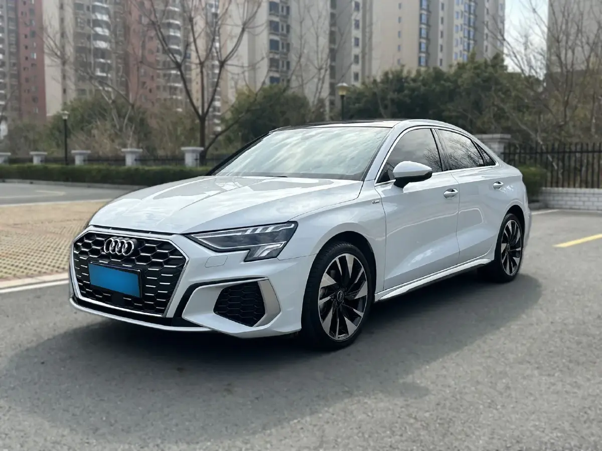 2022 Audi A3 1.4T 150HP L4 7DCT