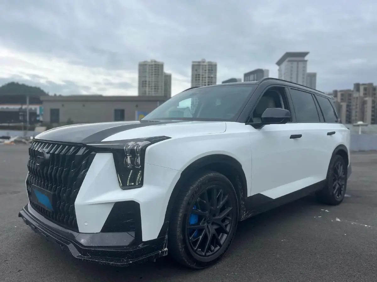 2022 GAC Trumpchi GS8 2.0T 190HP L4 E-CVT Hybrid