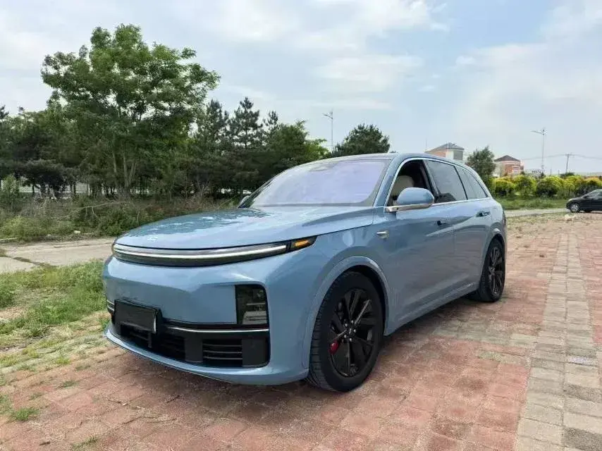 2023 Li L7 Range Extended 154HP REEV 40.9KWH