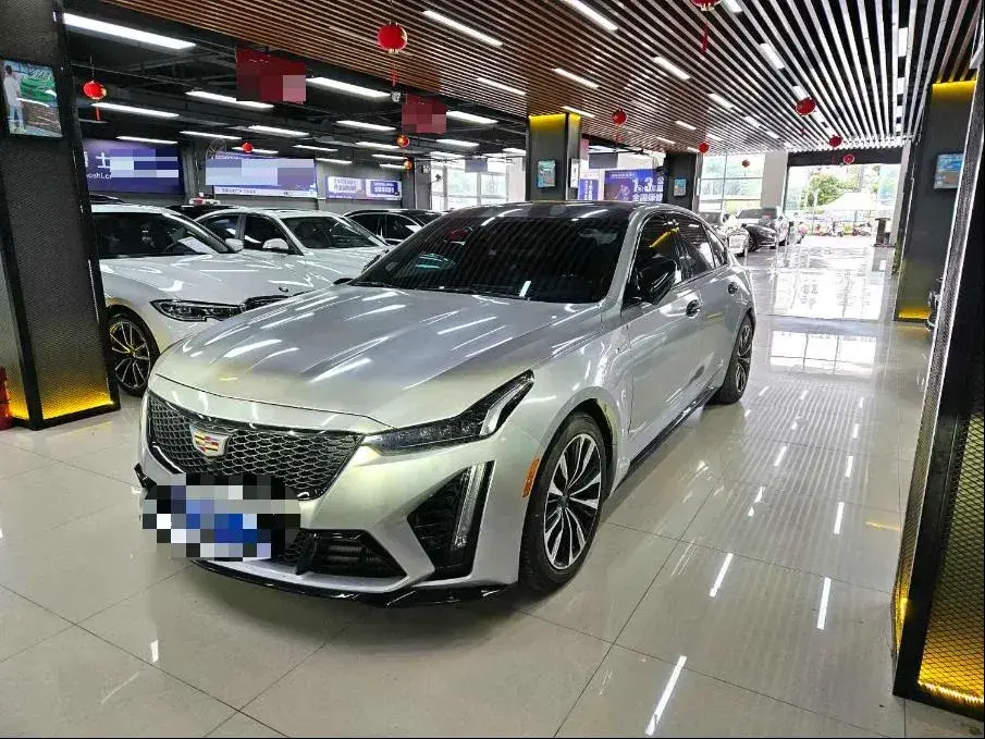 2021 Cadillac CT5 2.0T 237HP L4 10AT