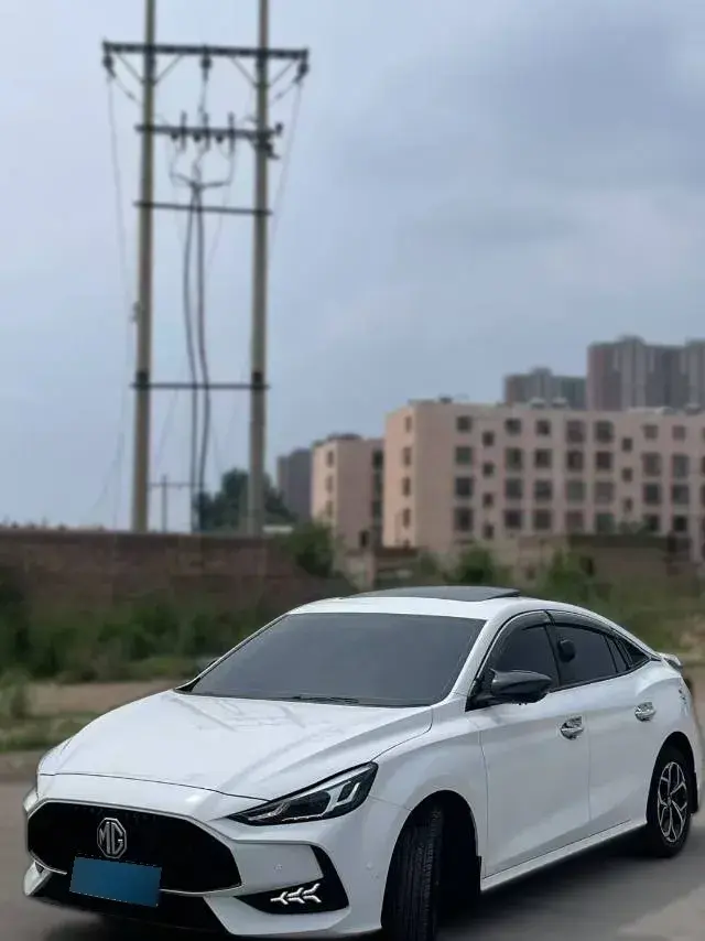 2021 MG 5 1.5L 120HP L4 CVT