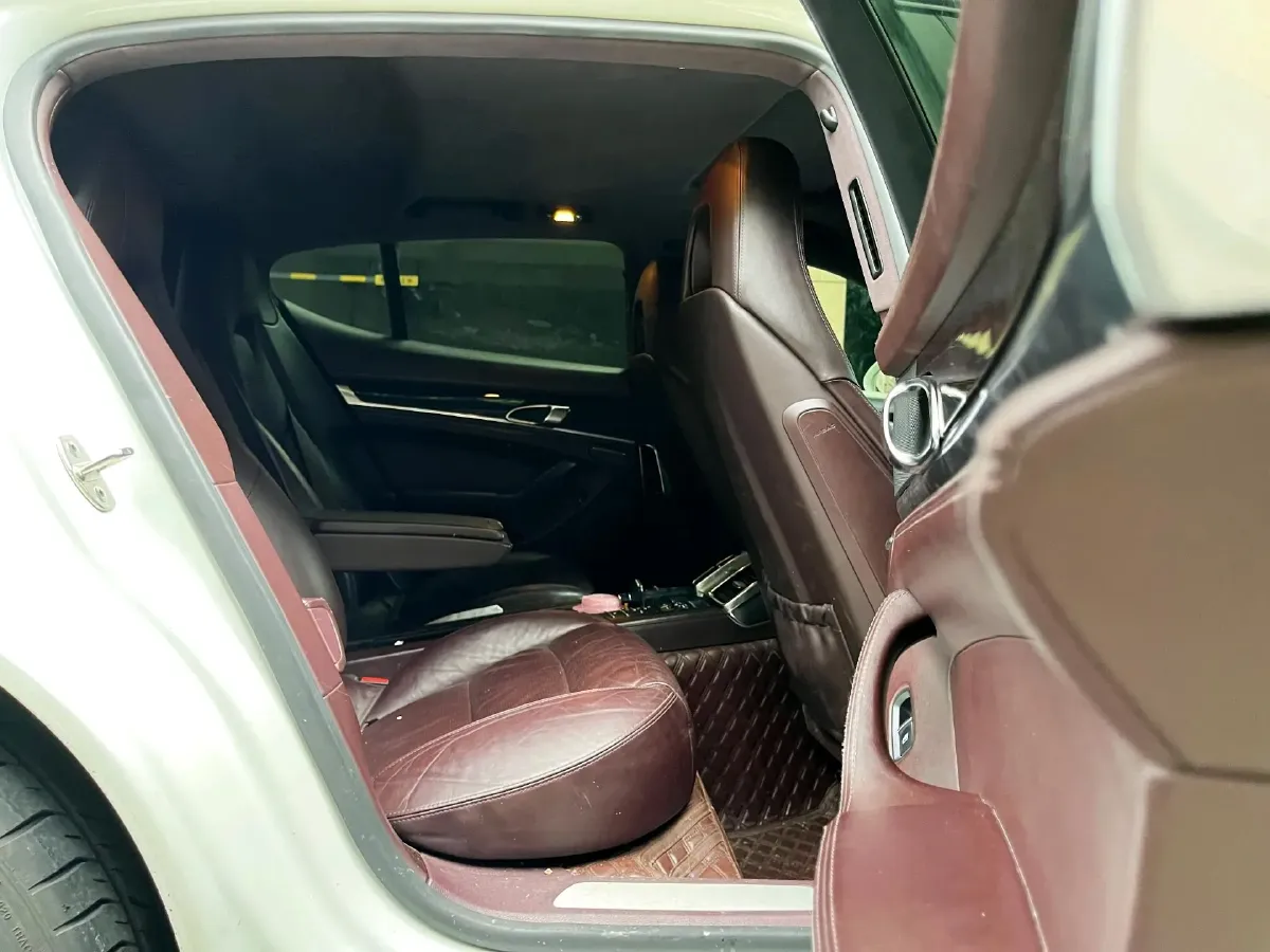 2013 Porsche Panamera 3.6L 300HP V6 7DCT,autocango,china used car exporter,china ev exporter,chinese used car exporter,chinese used ev exporter