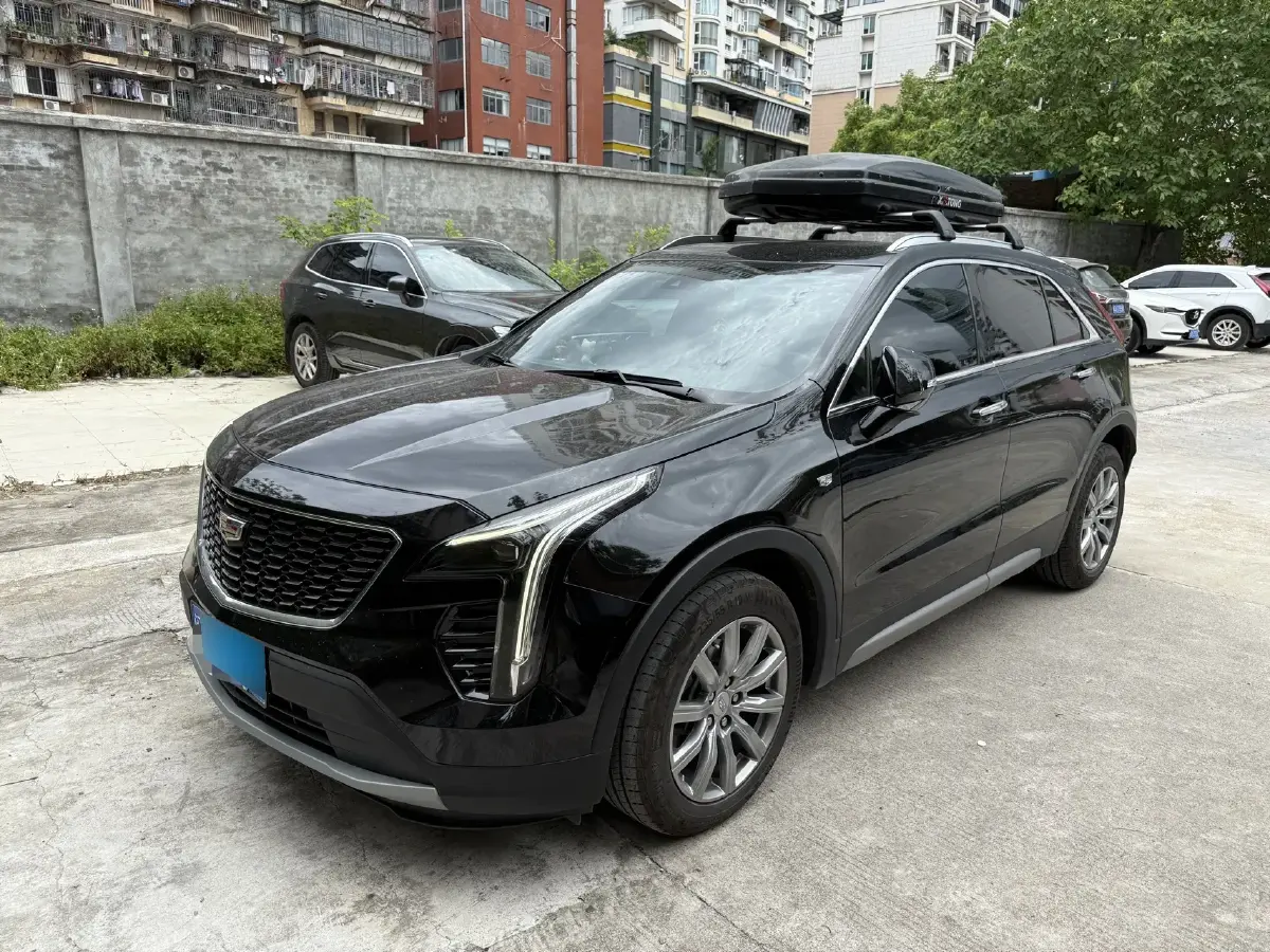 2022 Cadillac XT4 2.0T 237HP L4 9AT