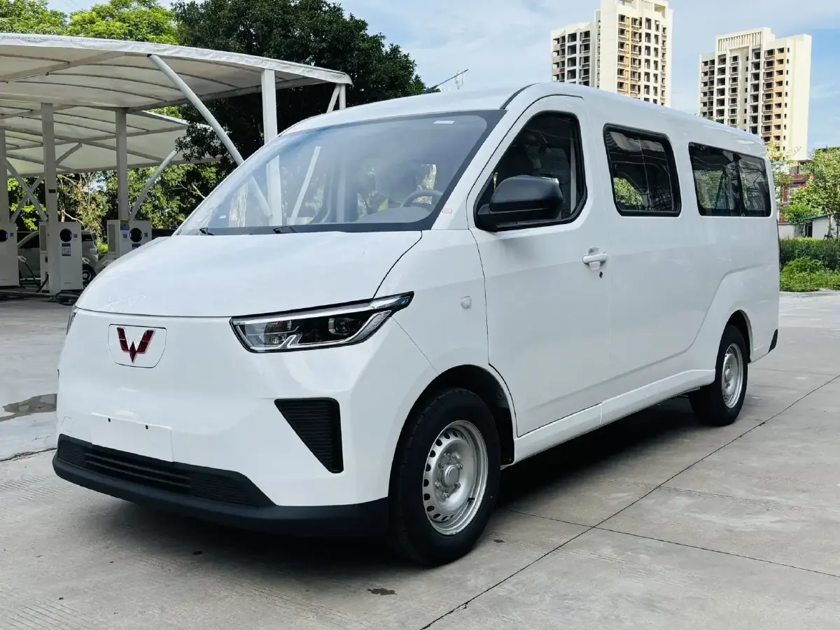 2024 WuLing YangGuang BEV 41.9KWH