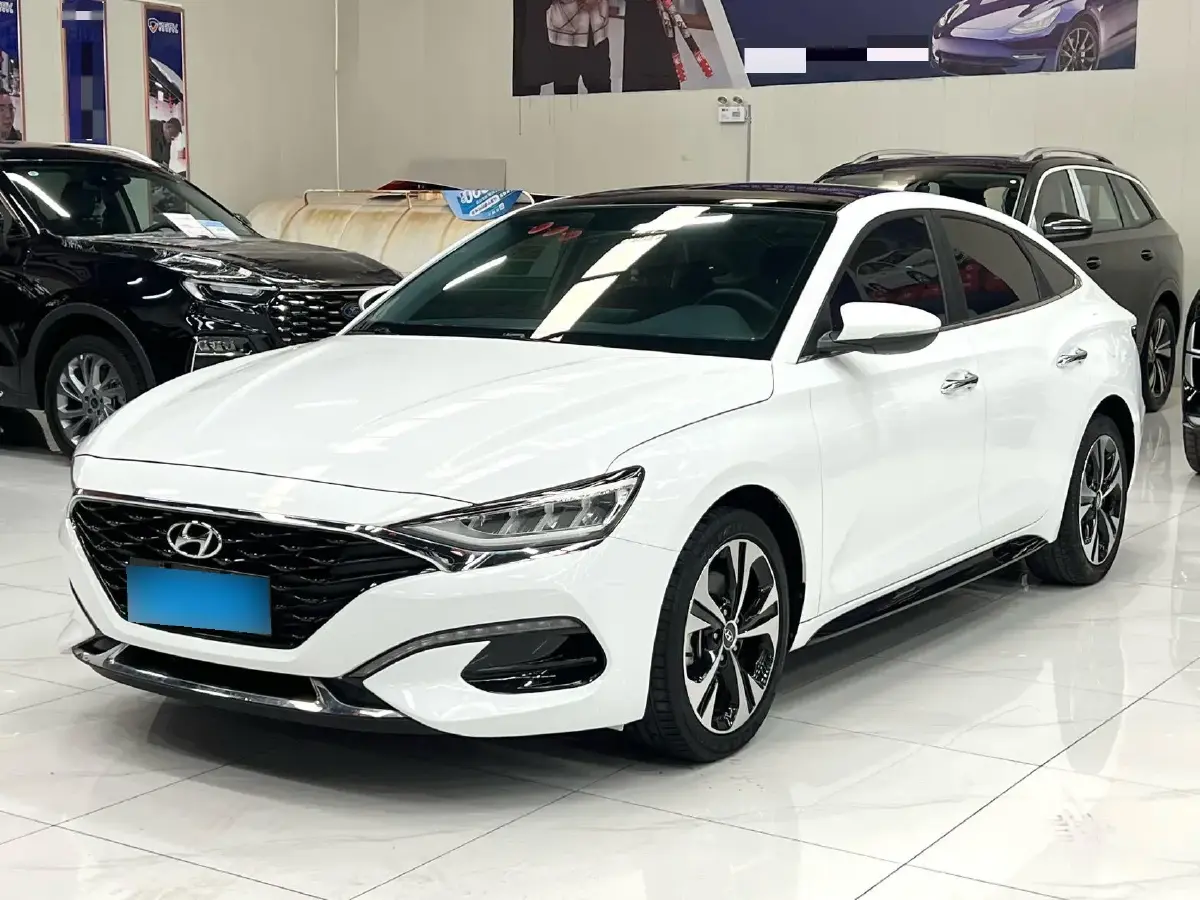 2021 Hyundai La Festa 1.6T 204HP L4 7DCT