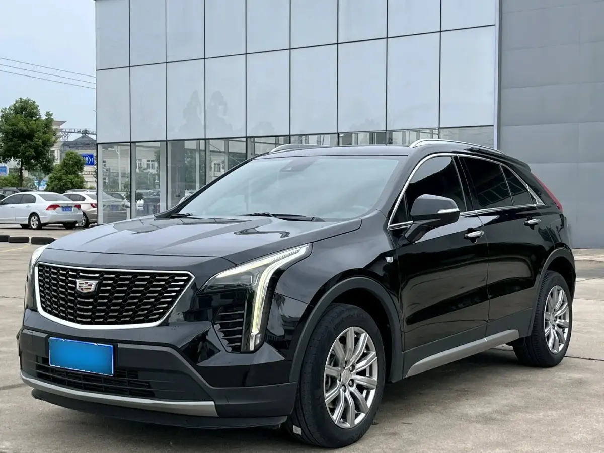 2022 Cadillac XT4 2.0T 237HP L4 9AT