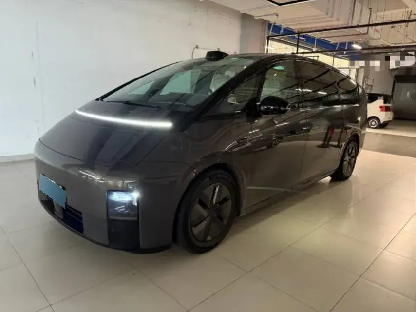 2024 Li MEGA BEV 102.7KWH