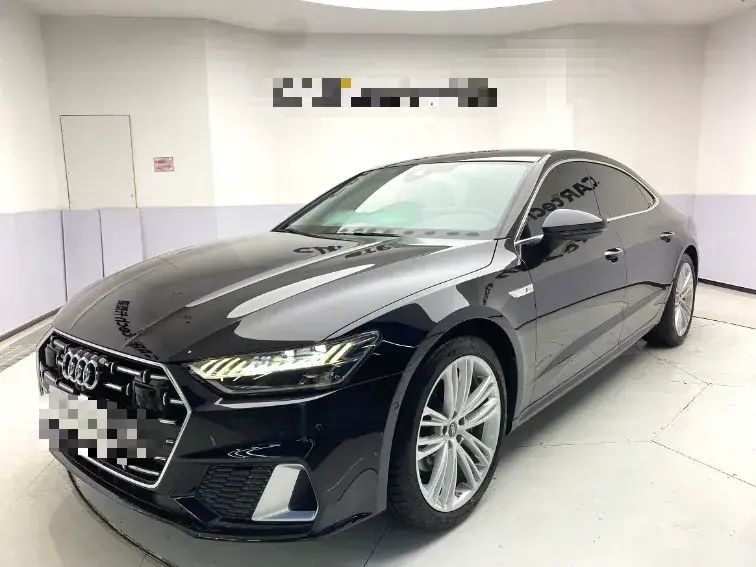 2024 Audi A7L 2.0T 245HP L4 7DCT