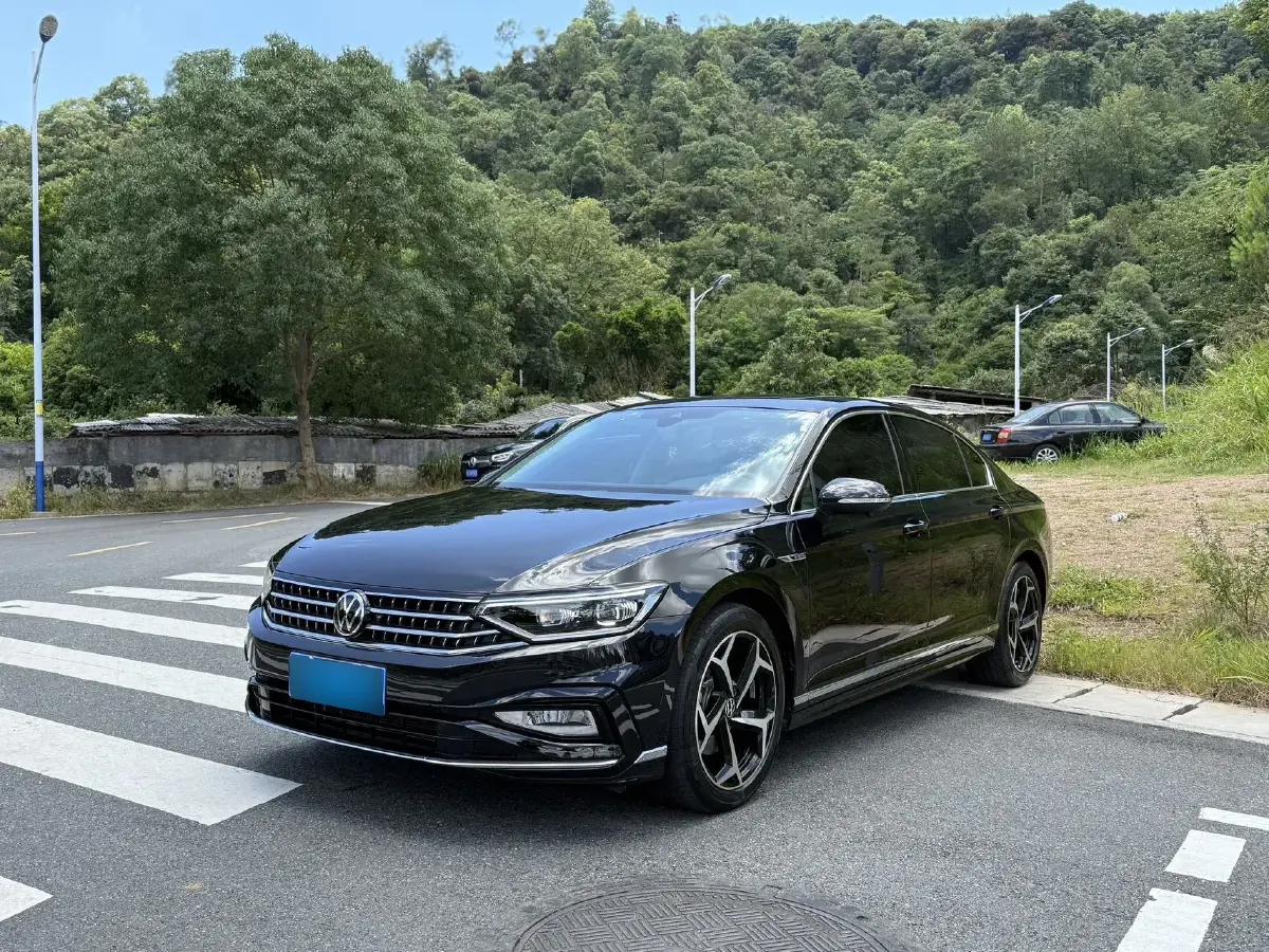 2023 Volkswagen Magotan 2.0T 186HP L4 7DCT