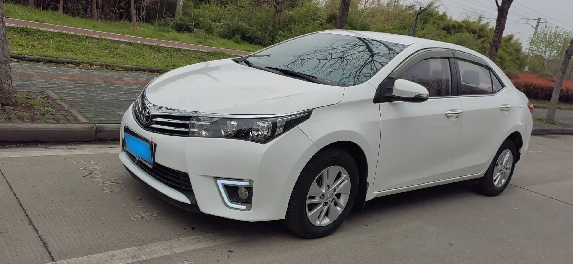 2017 Toyota Corolla 1.2T 116HP L4 6MT