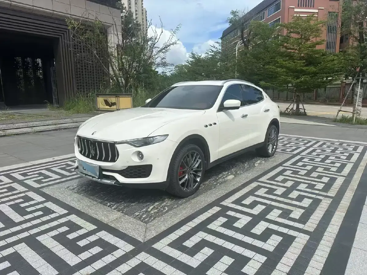 2019 Maserati Levante 3.0T 350HP V6 8AT