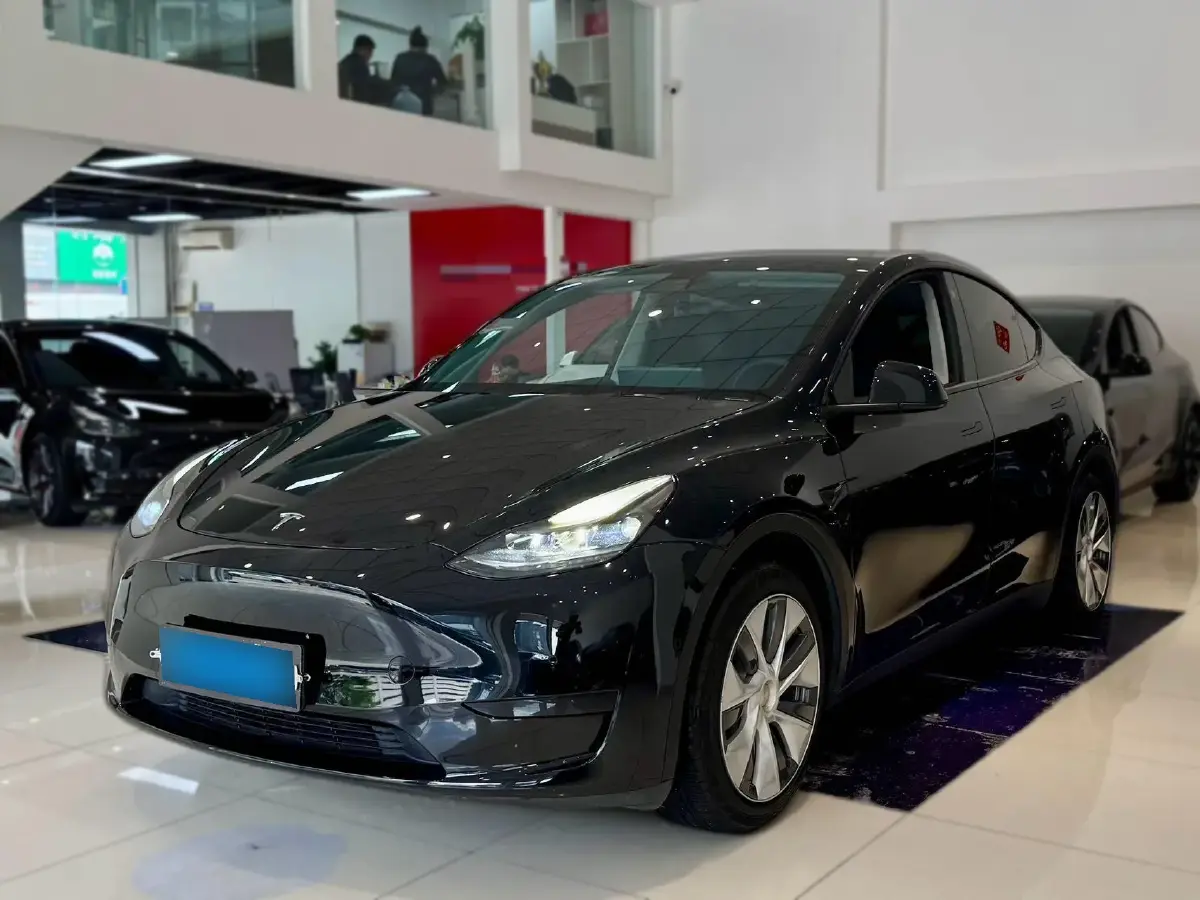 2022 Tesla Model Y BEV 60KWH