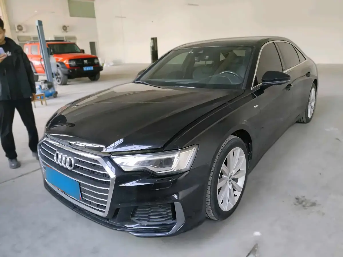 2021 Audi A6L 2.0T 224HP L4 7DCT