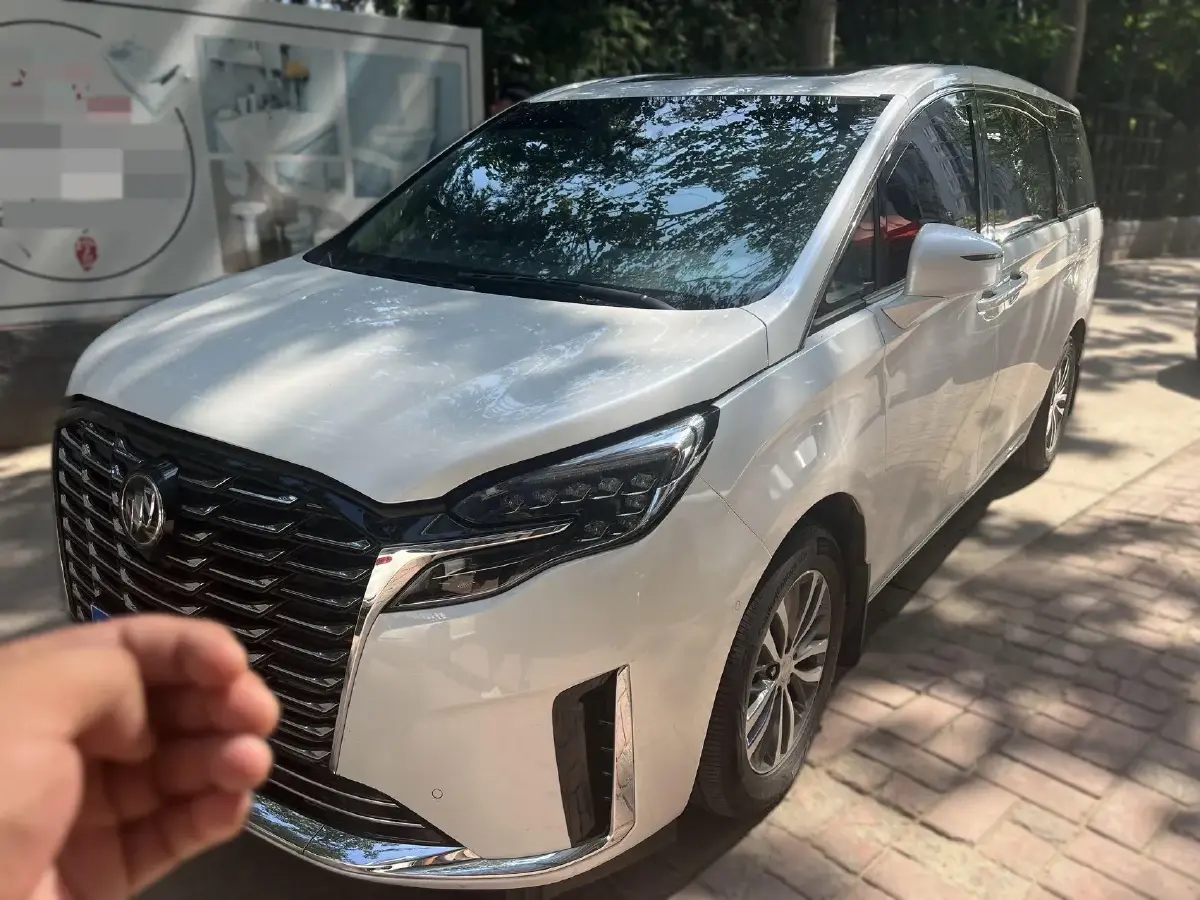 2022 Buick GL8 2.0T 237HP L4 9AT