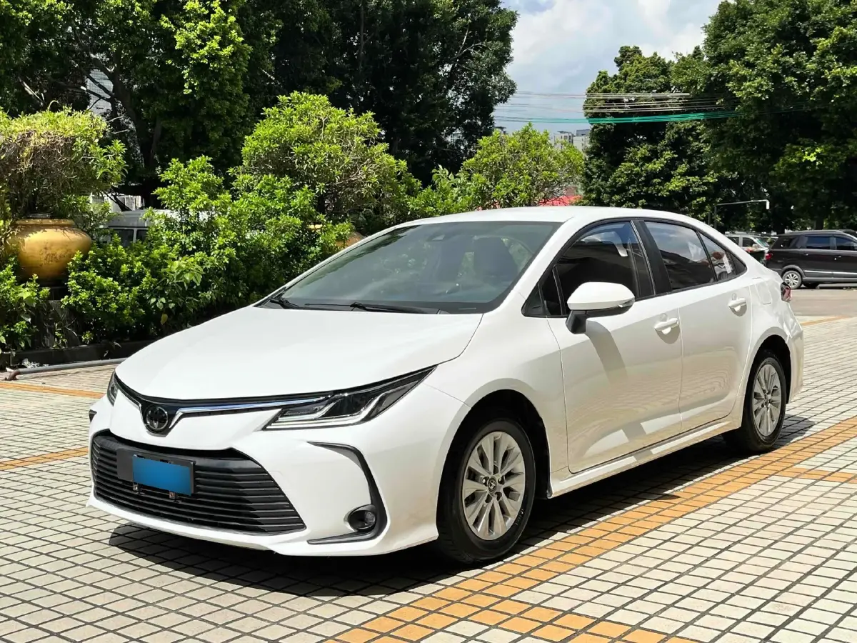 2021 Toyota Corolla 1.2T 116HP L4 CVT 2021 Toyota Corolla 1.2T 116HP L4 CVT