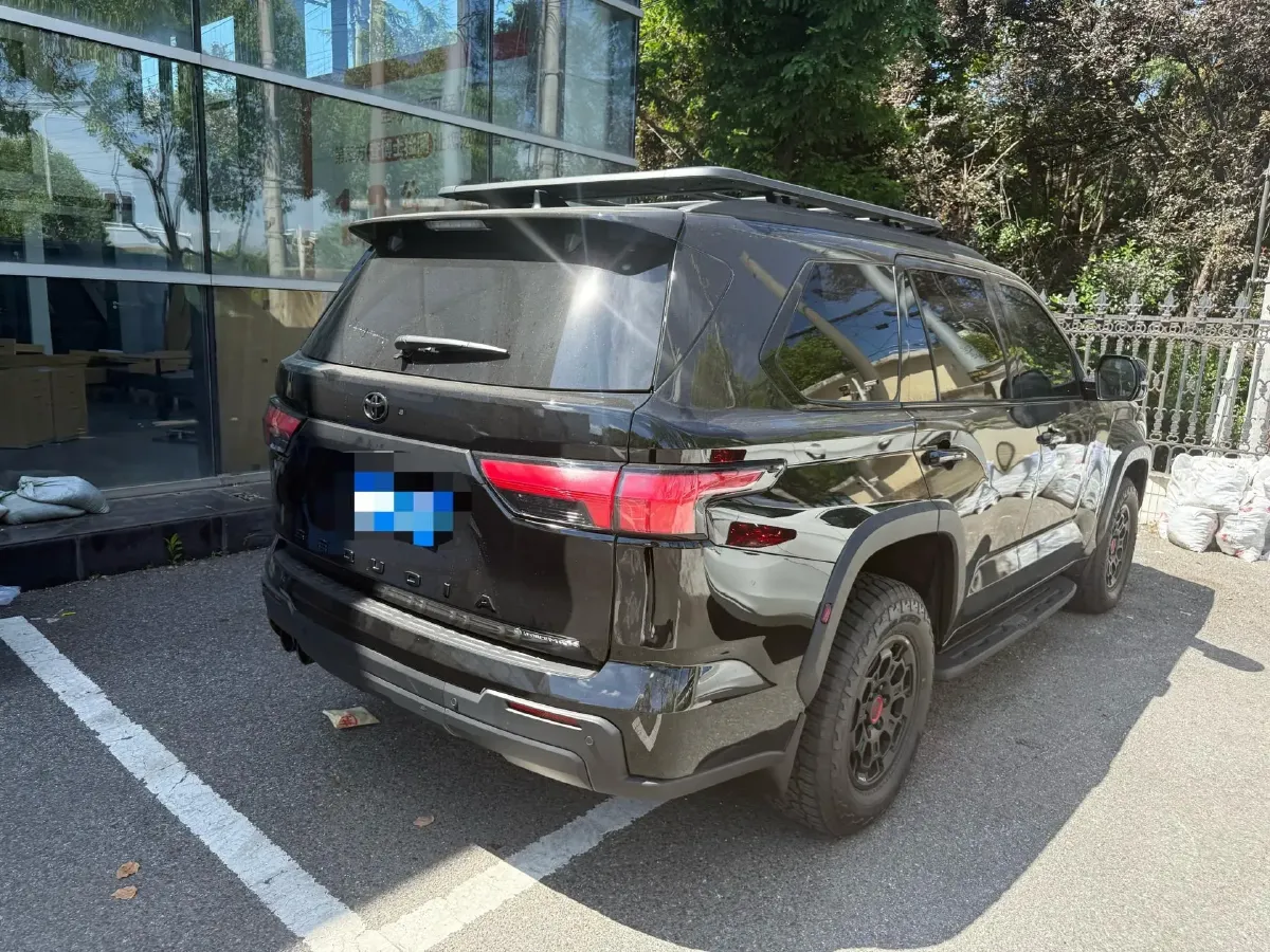 2024 HongQi EH7 BEV 85KWH,autocango,china used car exporter,china ev exporter,chinese used car exporter,chinese used ev exporter