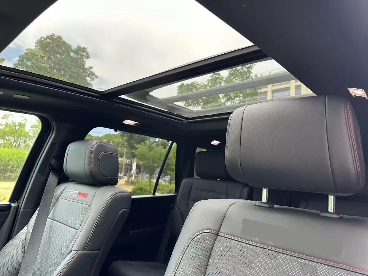 2024 HongQi EH7 BEV 85KWH,autocango,china used car exporter,china ev exporter,chinese used car exporter,chinese used ev exporter