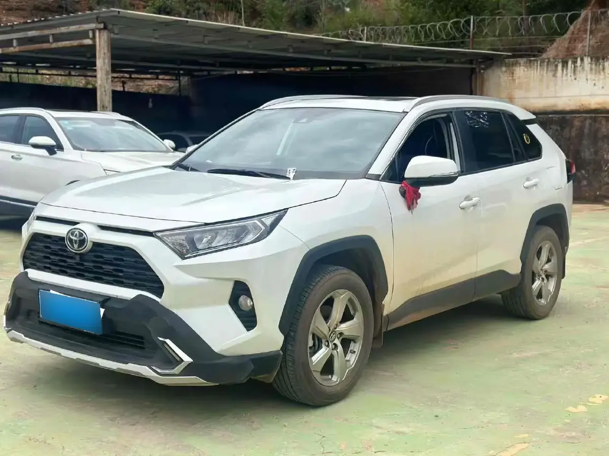 2022 Toyota RAV4 2.0L 171HP L4 CVT