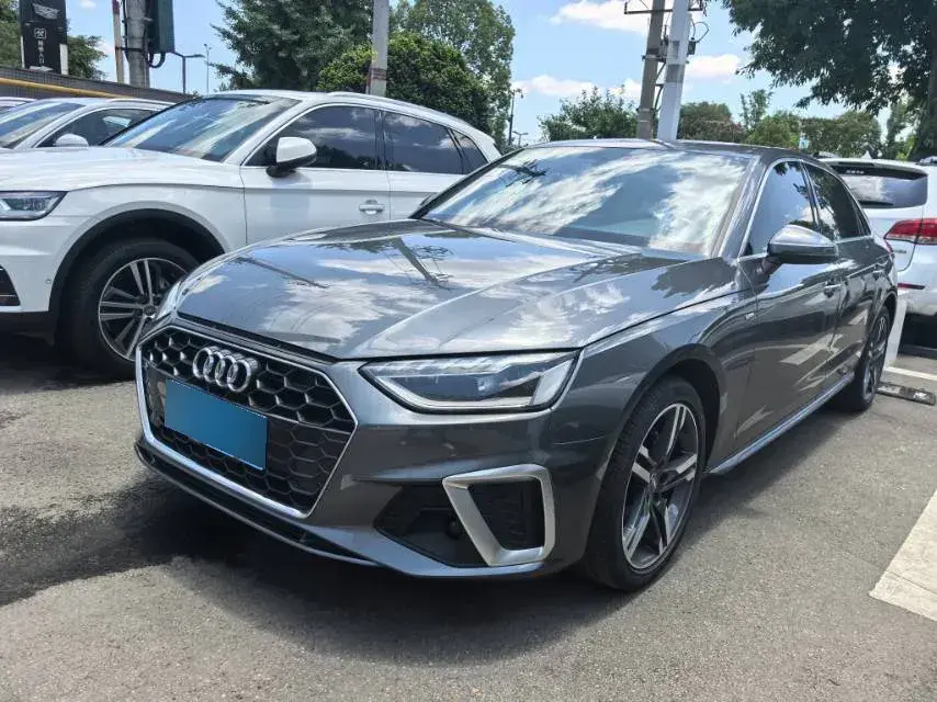 2020 Audi A4L 2.0T 190HP L4 7DCT