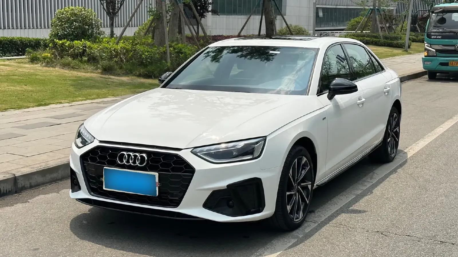 2023 Audi A4L 2.0T 190HP L4 7DCT