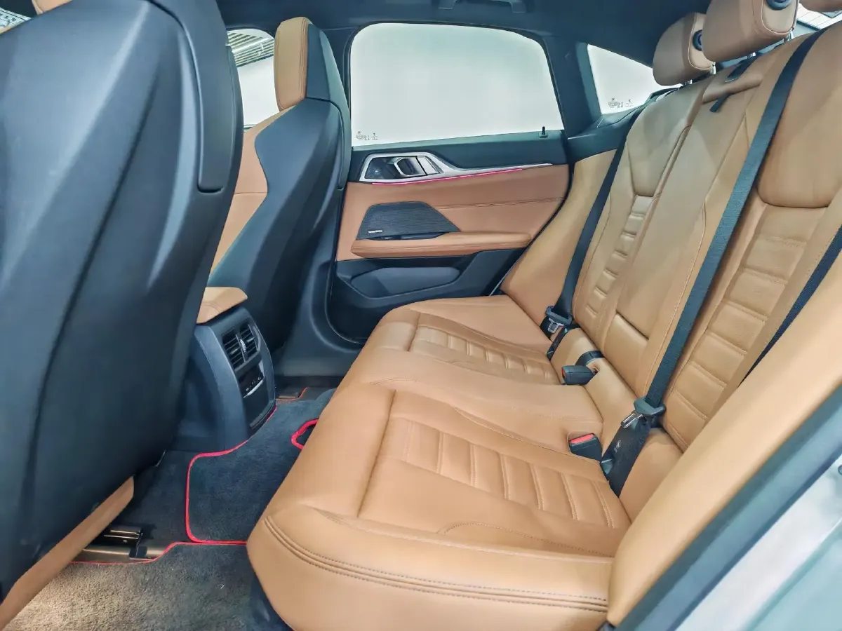 2022 BMW i4 BEV 83.9KWH,autocango,china used car exporter,china ev exporter,chinese used car exporter,chinese used ev exporter