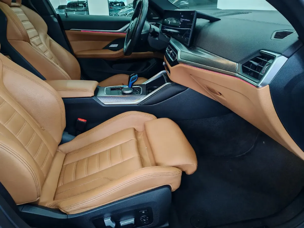 2022 BMW i4 BEV 83.9KWH,autocango,china used car exporter,china ev exporter,chinese used car exporter,chinese used ev exporter