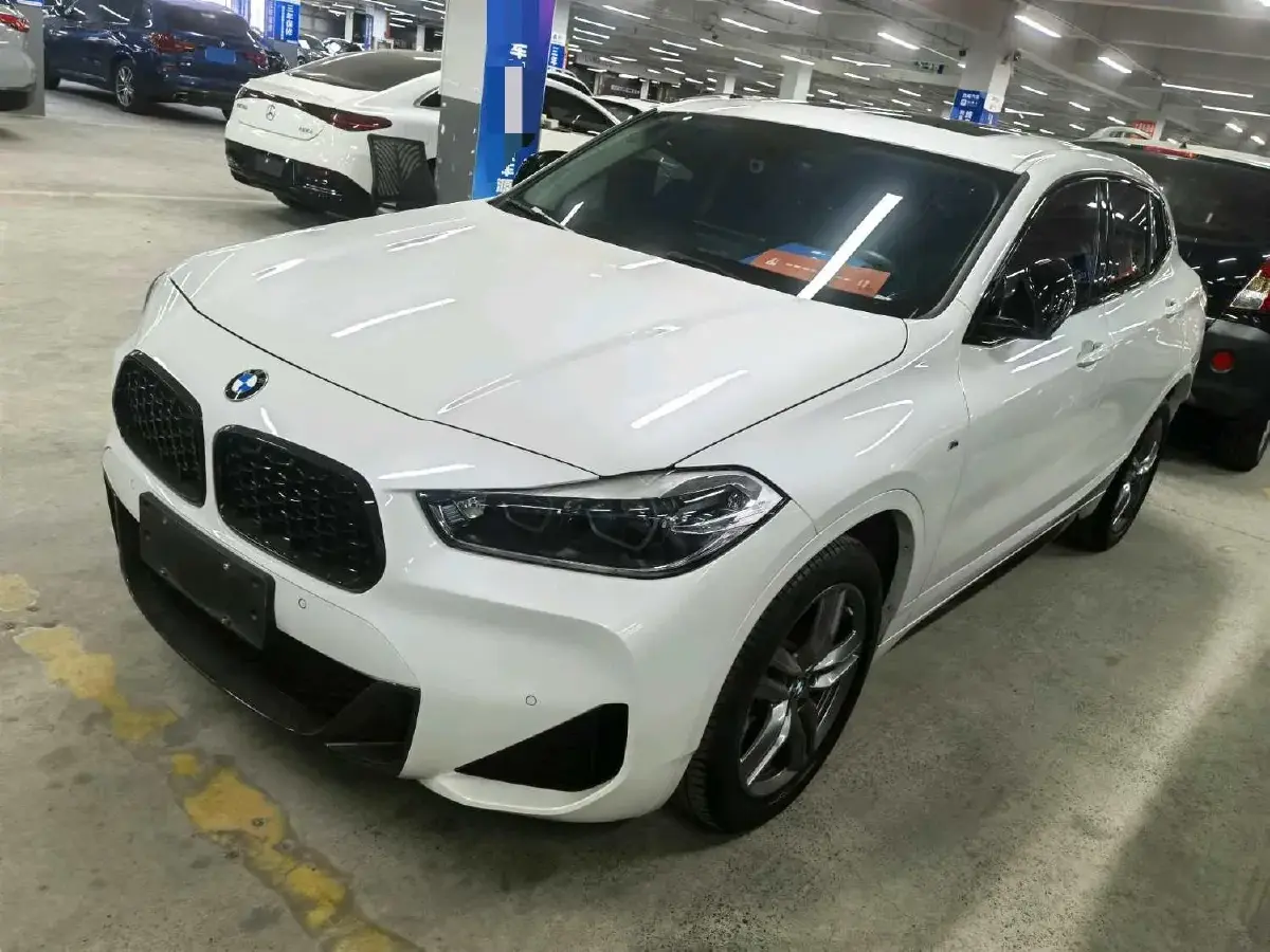 2022 BMW X2 2.0T 192HP L4 7DCT