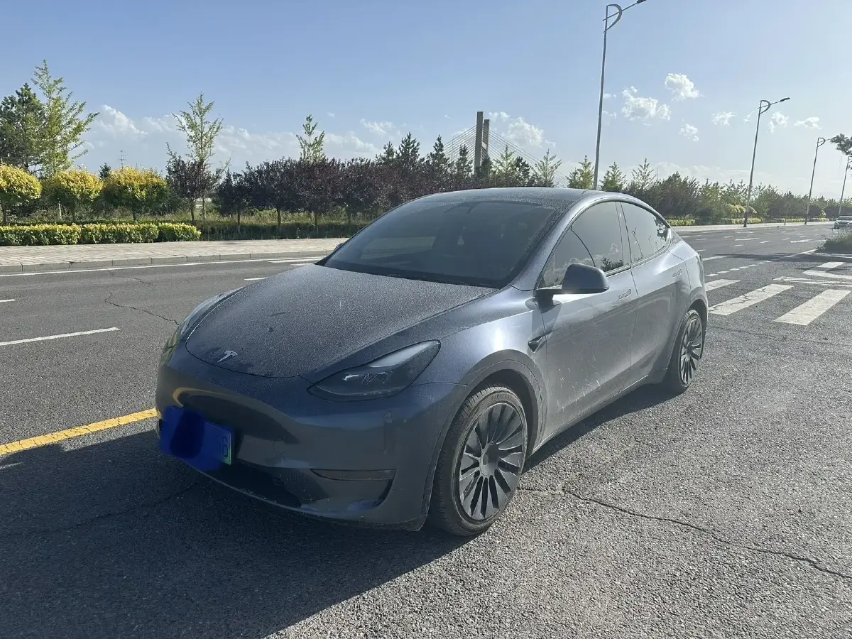 2021 Tesla Model Y BEV 60KWH