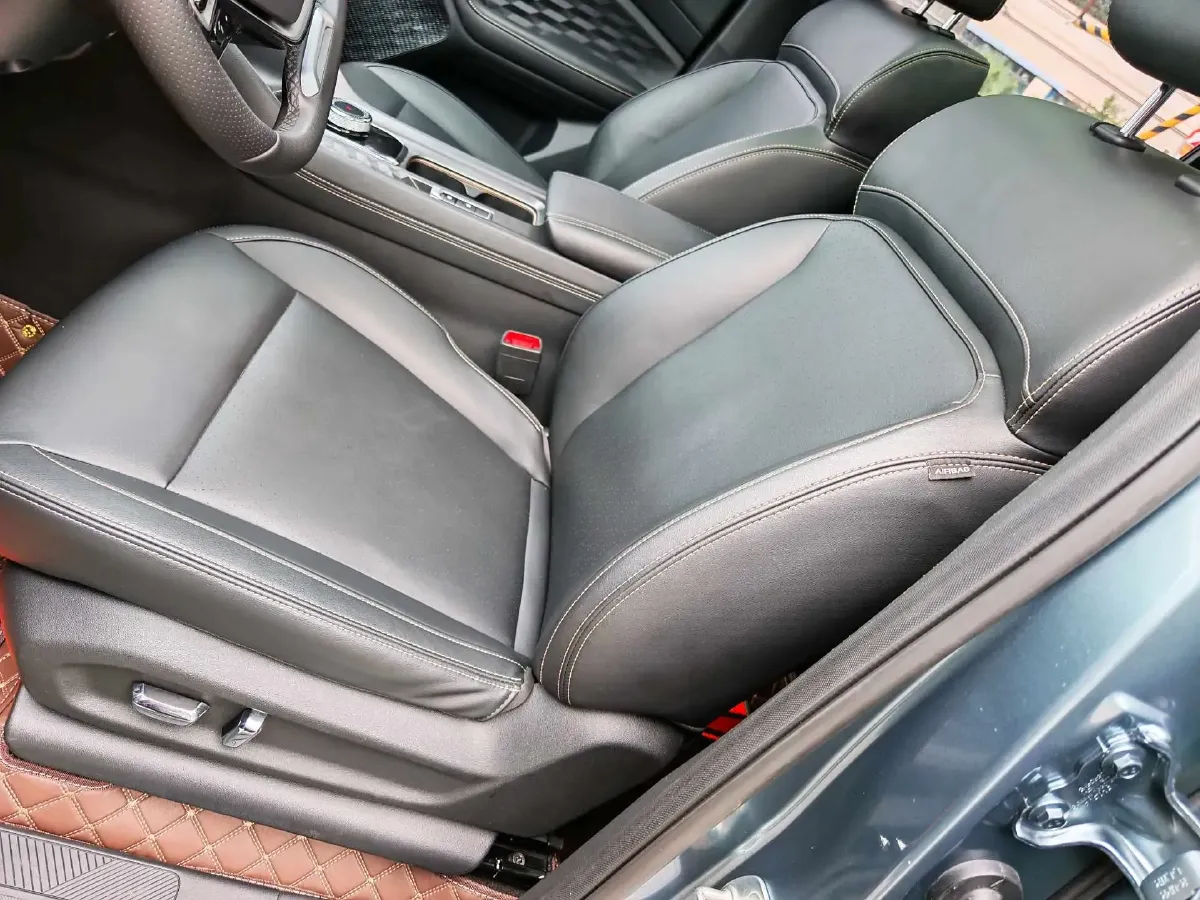 2023 WuLing XingYun 2.0L 136HP L4 1DHT Hybrid 1.8KWH,autocango,china used car exporter,china ev exporter,chinese used car exporter,chinese used ev exporter