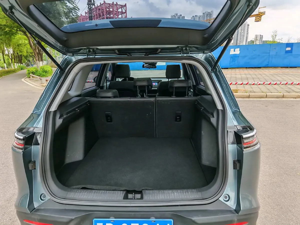 2023 WuLing XingYun 2.0L 136HP L4 1DHT Hybrid 1.8KWH,autocango,china used car exporter,china ev exporter,chinese used car exporter,chinese used ev exporter