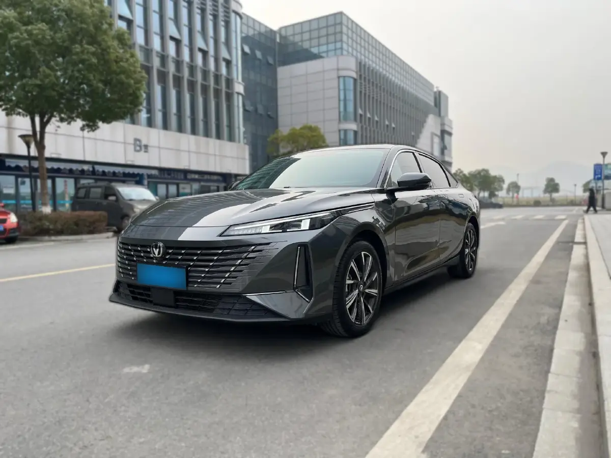 2024 ChangAn Eado 1.5T 170HP L4 7DCT