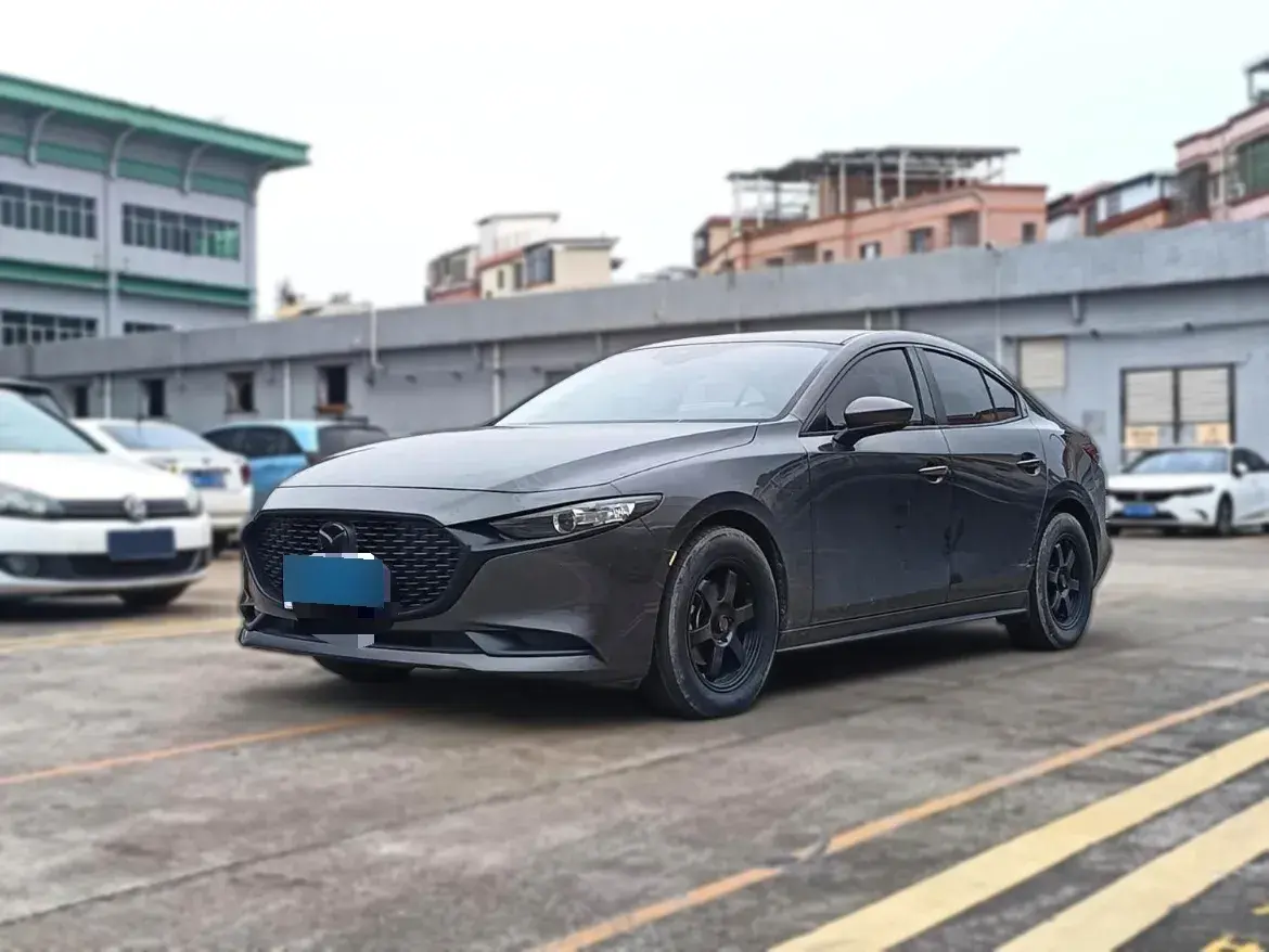 2021 Mazda 3 Axela 1.5L 117HP L4 6MT