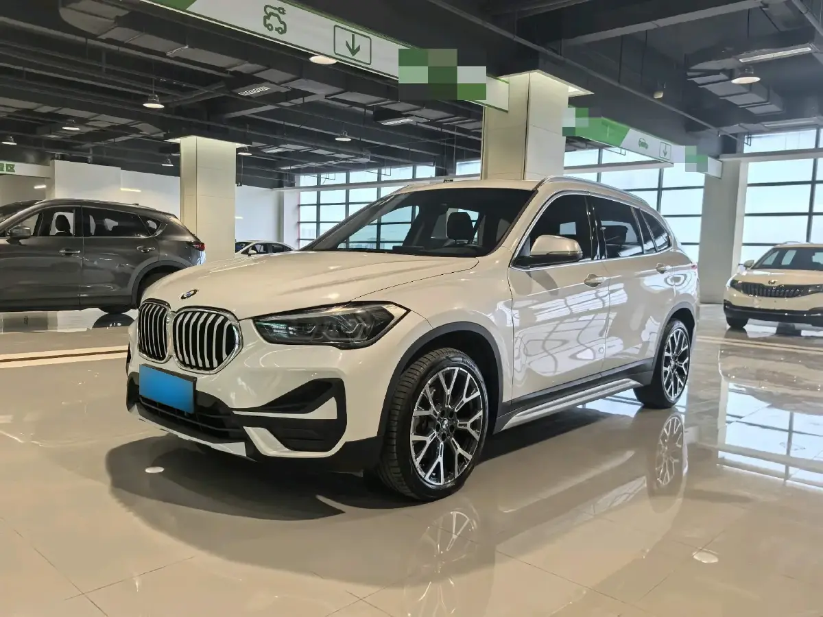 2021 BMW X1 2.0T 192HP L4 8AT