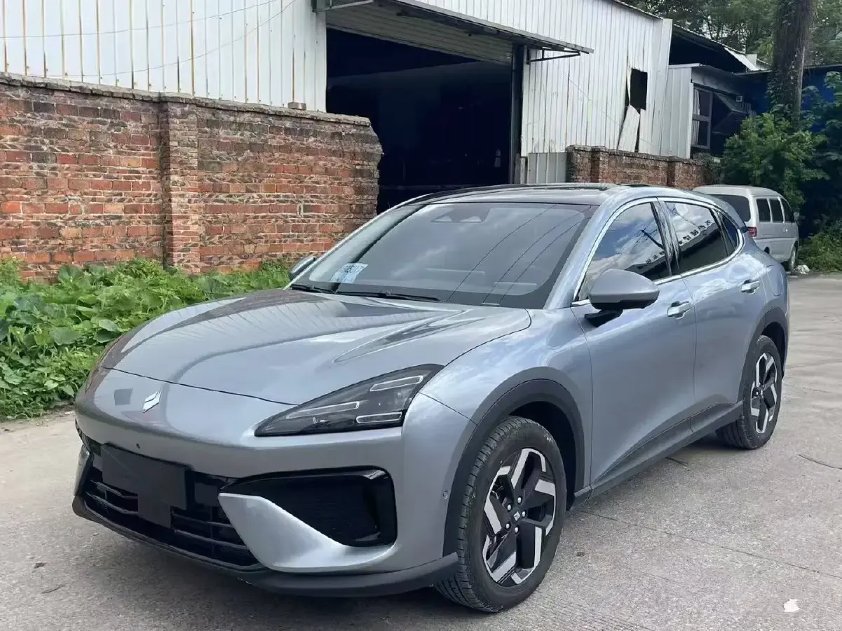 2024 BaoJun Cloud Sea 1.5L 106HP L4 E-CVT PHEV 20.5KWH