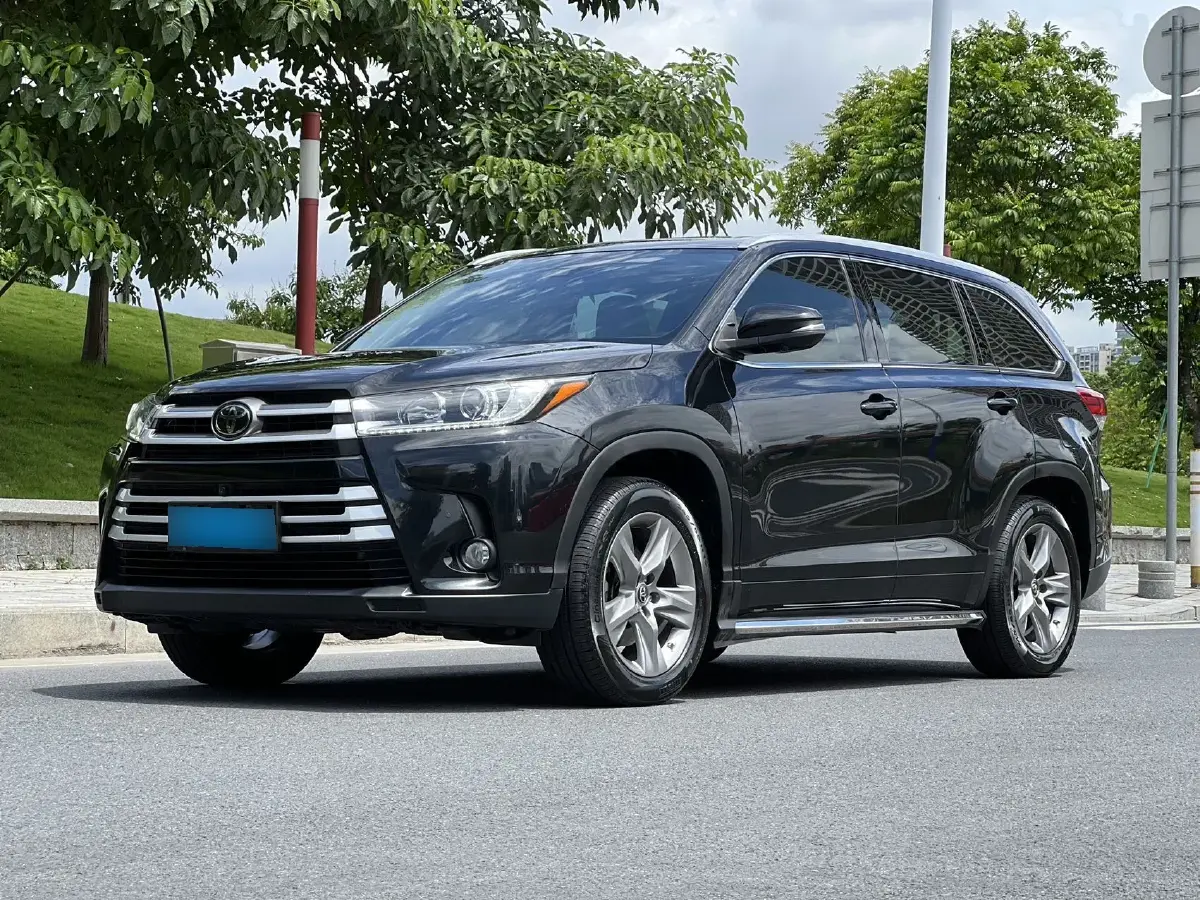 2021 Toyota Highlander 2.0T 220HP L4 6AT