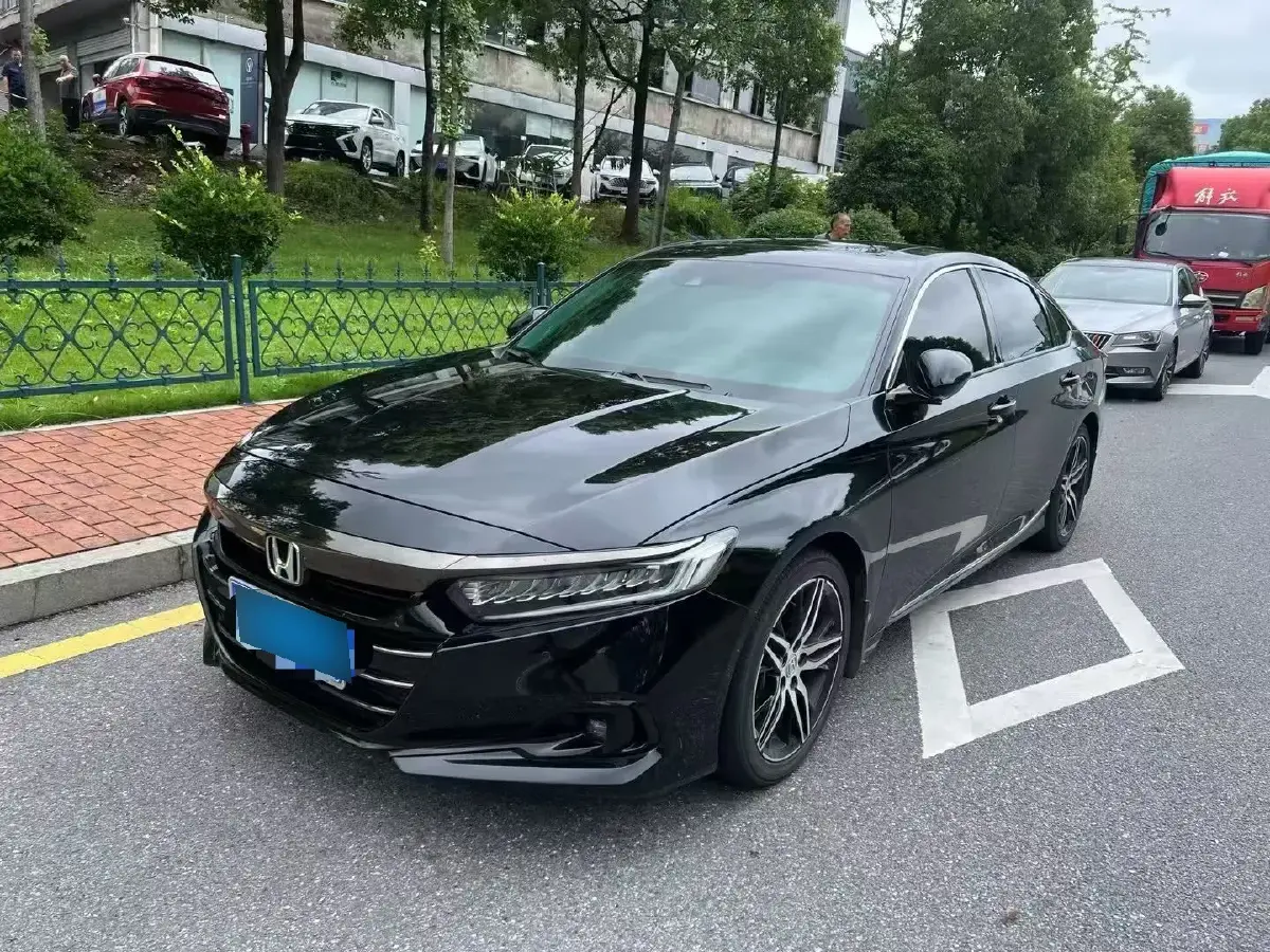 2022 Honda Accord 1.5T 194HP L4 CVT