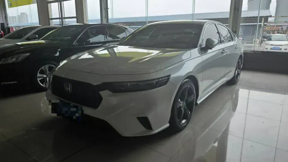 2023 Honda Inspire 1.5T 192HP L4 CVT