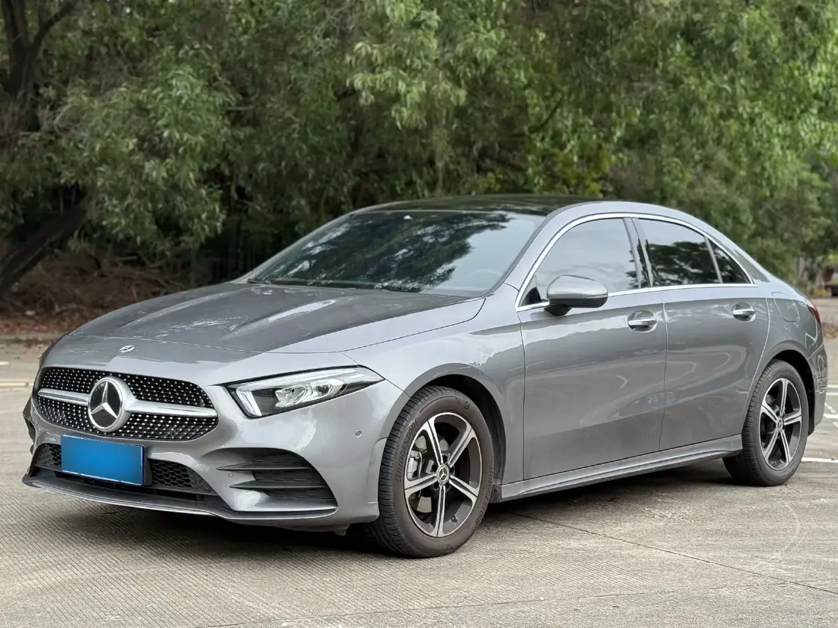 2022 Mercedes-Benz A Class 1.3T 163HP L4 7DCT
