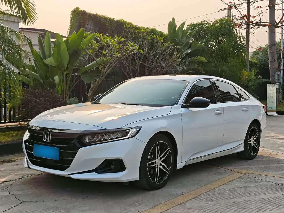 2022 Honda Accord 1.5T 194HP L4 CVT
