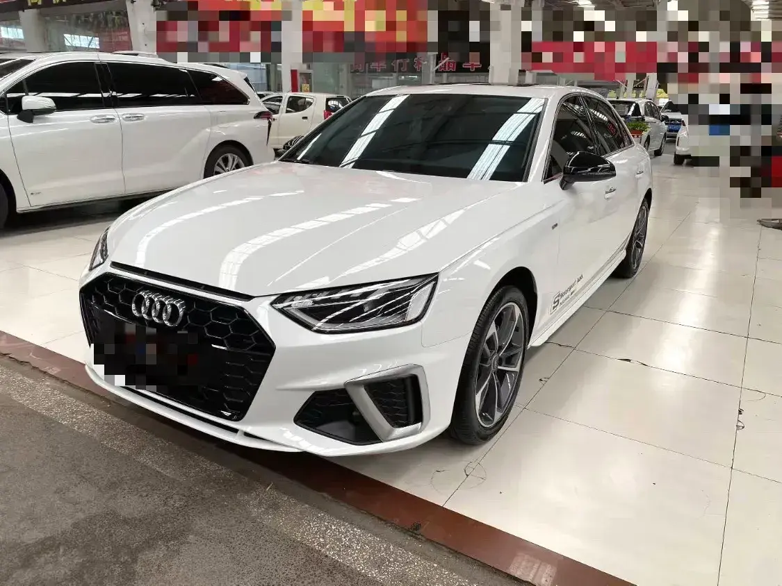 2024 Audi A4L 2.0T 190HP L4 7DCT