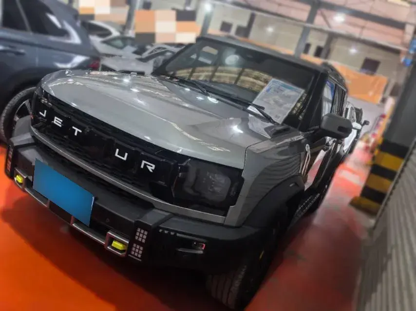 2023 Jetour Traveller 2.0T 254HP L4 7DCT