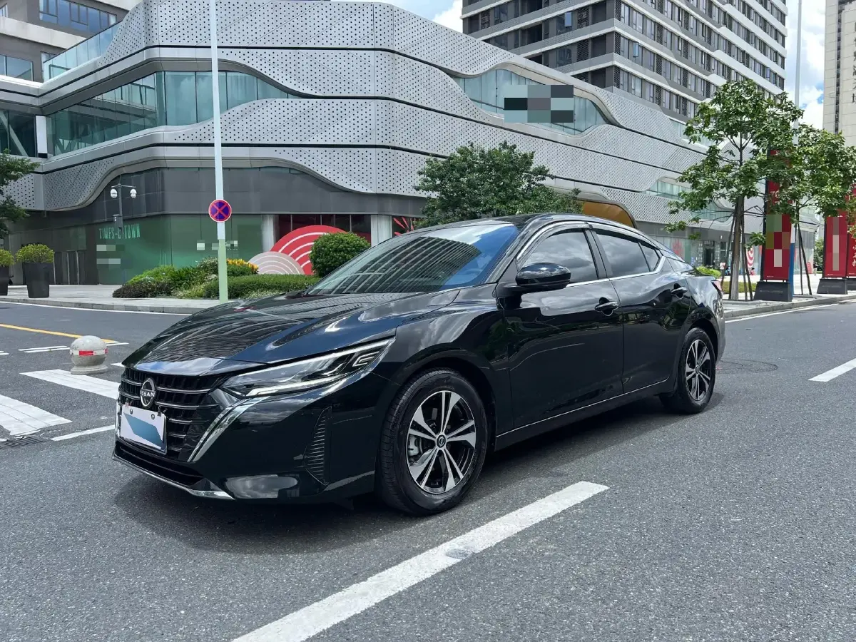 2023 Nissan Sylphy 1.6L 135HP L4 CVT