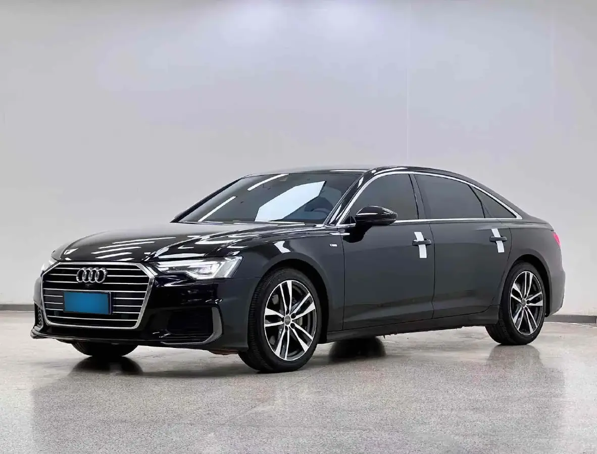 2021 Audi A6L 2.0T 190HP L4 7DCT